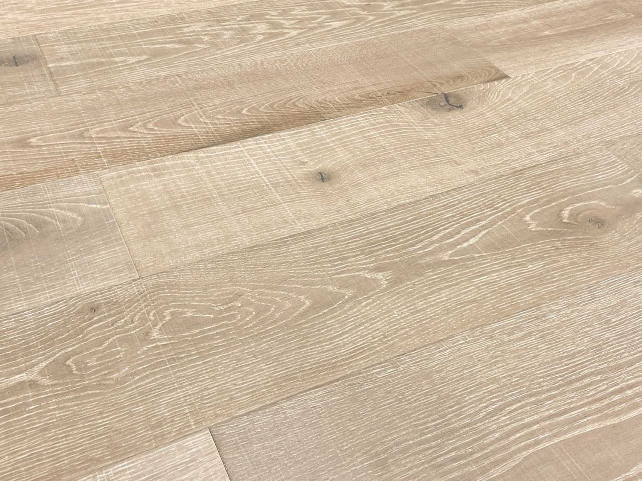 Montserrat Floor White Oak – Brown Wirebrushed by Montserrat Floor, brown white oak engineered wood flooring, detail view
