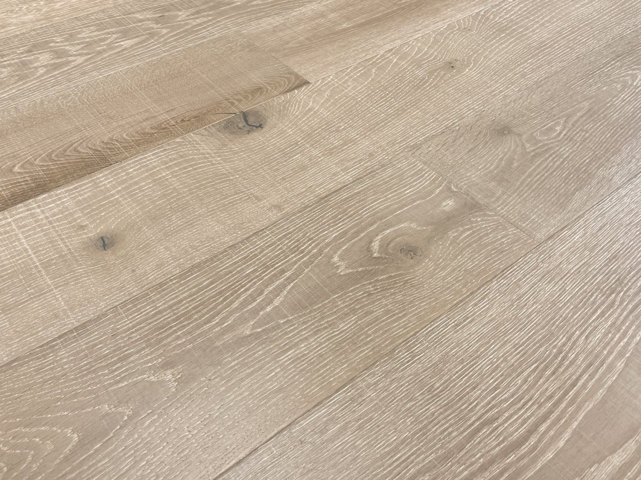 Montserrat Floor White Oak – Brown Wirebrushed by Montserrat Floor, brown white oak engineered wood flooring, detail view