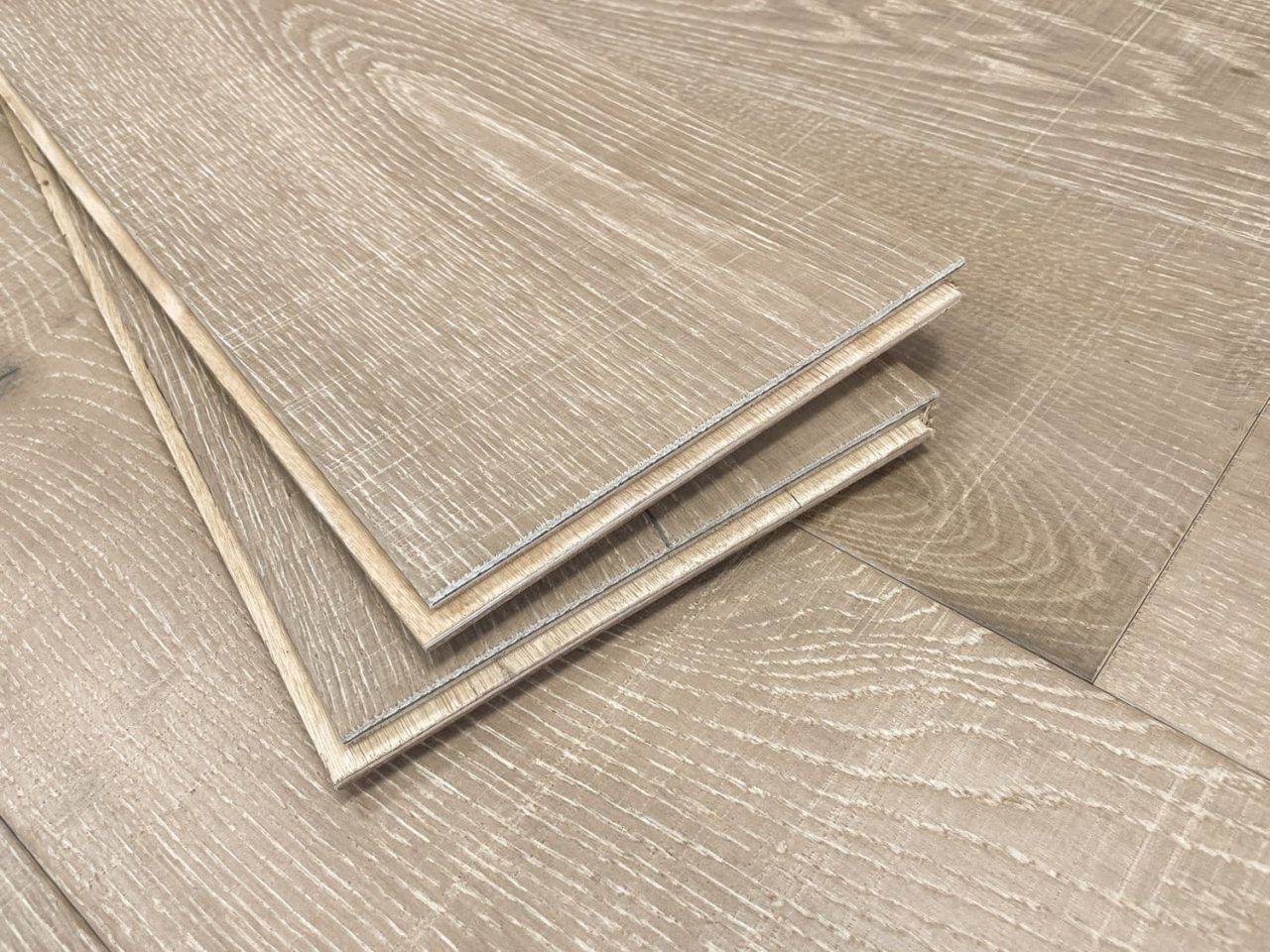 Montserrat Floor White Oak – Brown Wirebrushed by Montserrat Floor, brown white oak engineered wood flooring, detail view