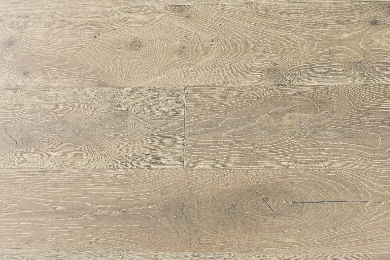 Montserrat Floor White Oak – Tan Wirebrushed by Montserrat Floor, tan white oak engineered wood flooring, detail view