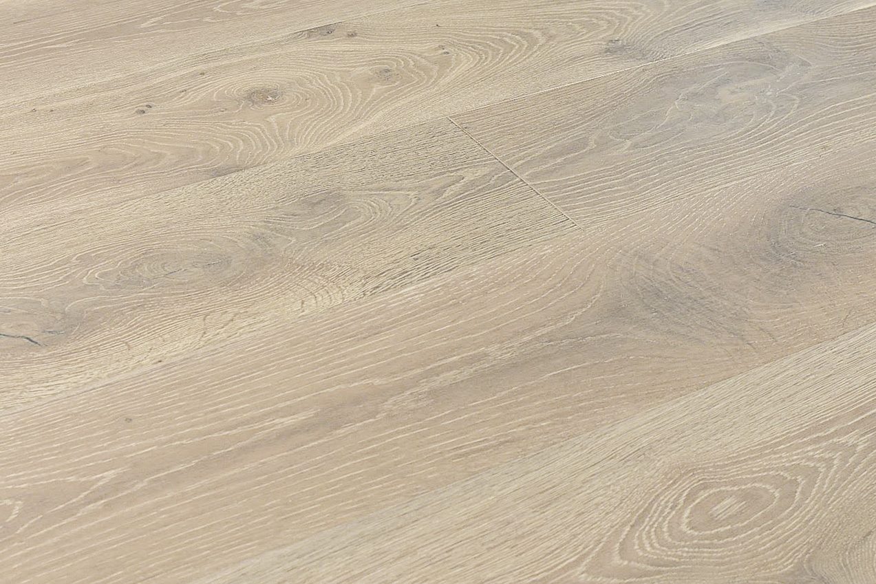 Montserrat Floor White Oak – Tan Wirebrushed by Montserrat Floor, tan white oak engineered wood flooring, detail view