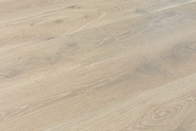 Montserrat Floor White Oak – Tan Wirebrushed by Montserrat Floor, tan white oak engineered wood flooring, detail view