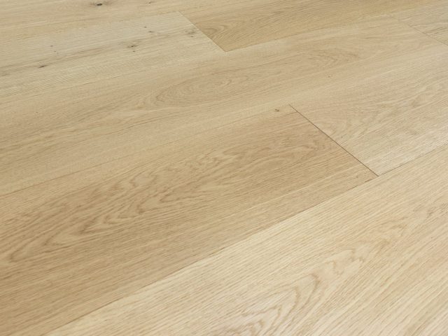 Montserrat Floor Simple European Oak – Light Brown Wirebrushed by Montserrat Floor, light brown european oak engineered wood flooring, detail view