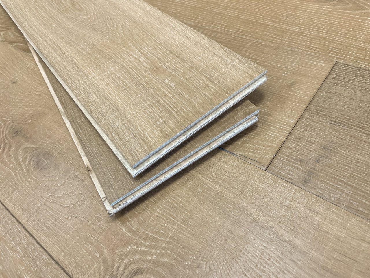Montserrat Floor White Oak – Brown Wirebrushed by Montserrat Floor, brown white oak engineered wood flooring, detail view