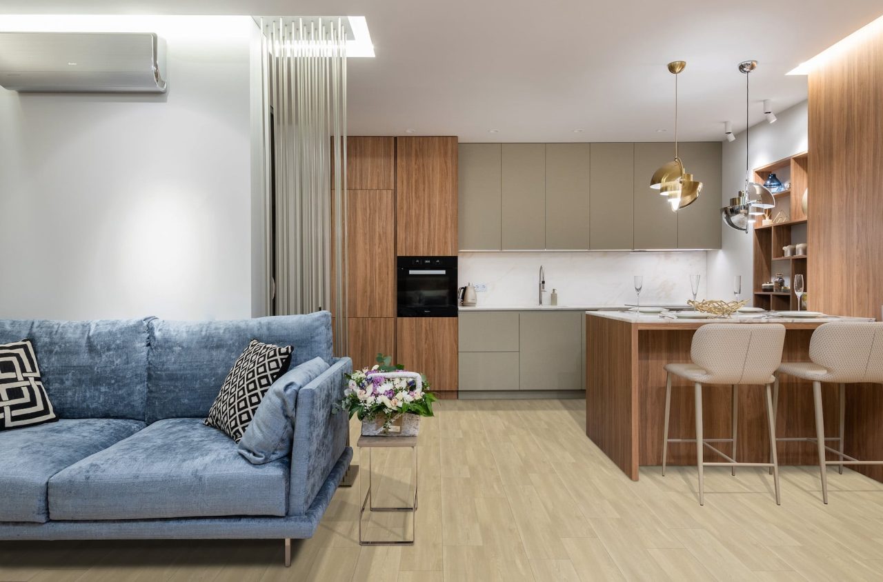 Durato Mile High Simple – 7″ x 48″ 5mm by Durato, vinyl plank flooring, shown in a room setting (manufacturer image)